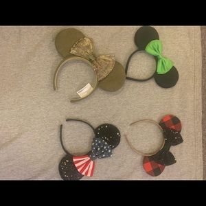 4 pairs of Mickey Mouse ears